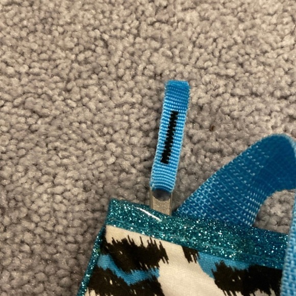 Glitter Neon Heart Animal Print Design Bag - Picture 4 of 10